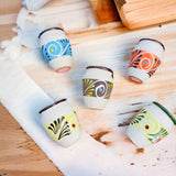 Vela Cantarito Auténtica | Vela Navideña Mexicana | Cera de Soja Natural con Flores Secas | Taza de Barro con Especias | Vela Grande Color Espiga